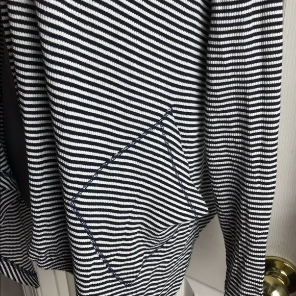 SIZE L STRIPED HOODED DRAPED OPEN -HI LOW CARDIGAN - Picture 7 of 8